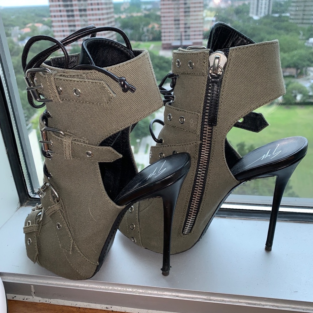 Giuseppe Zanotti lace up peep toe 38.5 - Picture 3 of 4